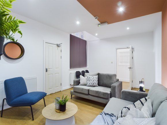 Property photo 2 of 6 8462045.Jpg