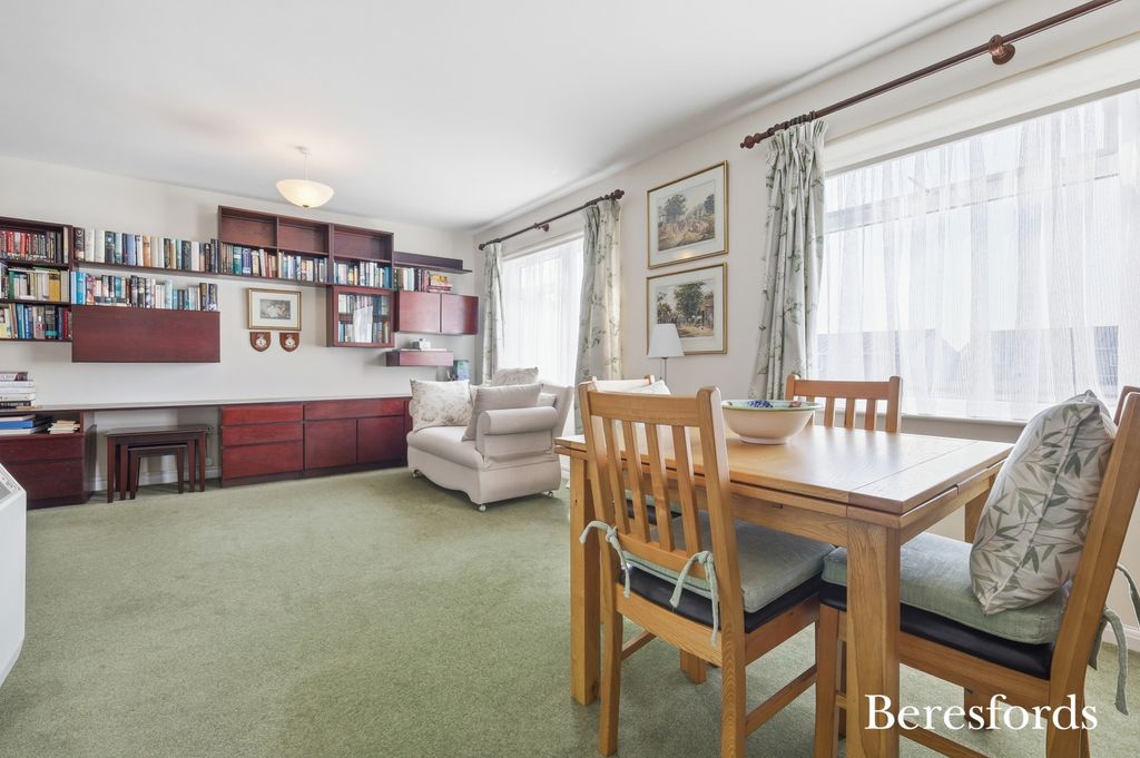 Property photo 3 of 14 Picture No. 09