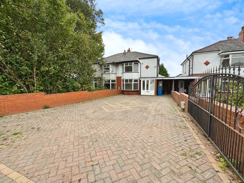 Property photo 1 of 18 Photo 9