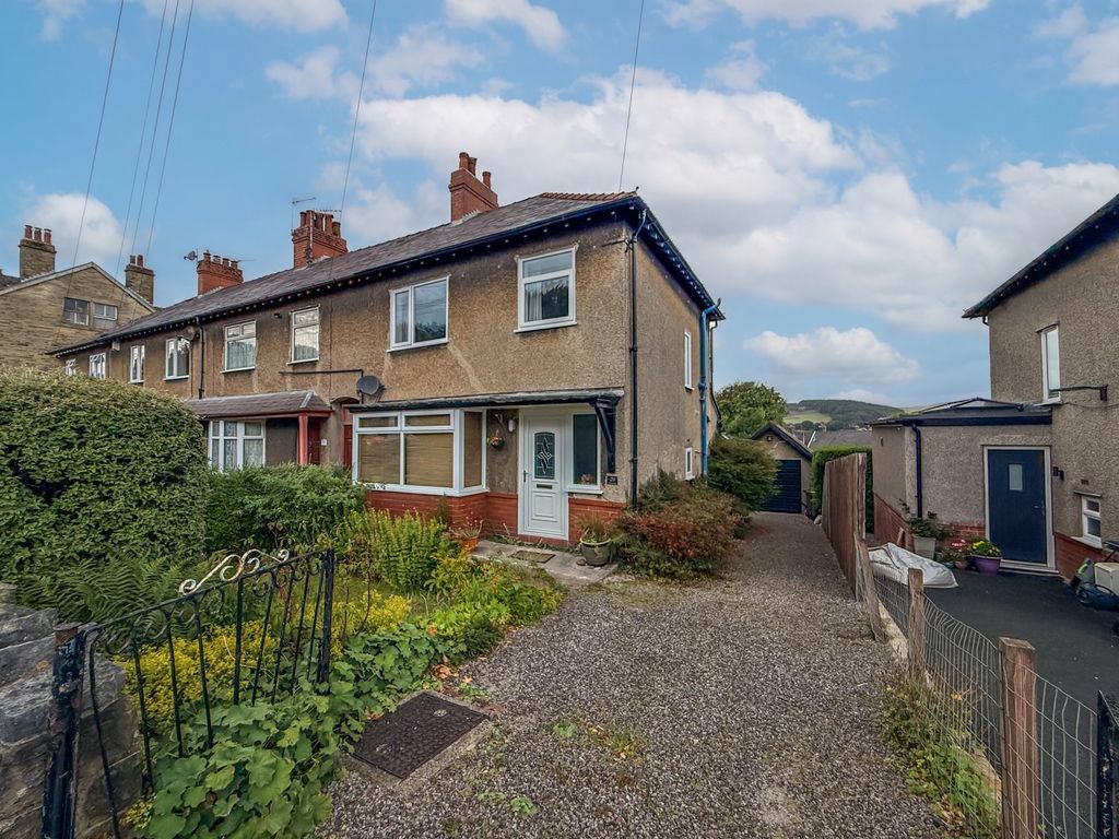 Property photo 1 of 22 29 Holmfield IX