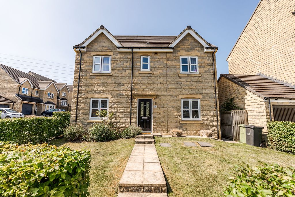 Property photo 1 of 29