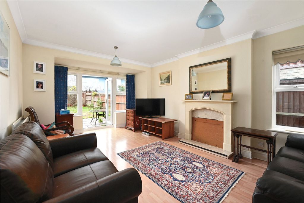 Property photo 2 of 13 Picture No. 08