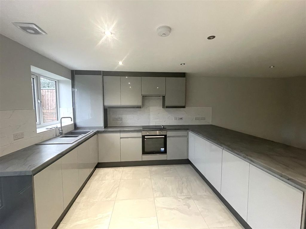 Property photo 2 of 13 Photo 19-02-2026, 16 22 12.Jpg