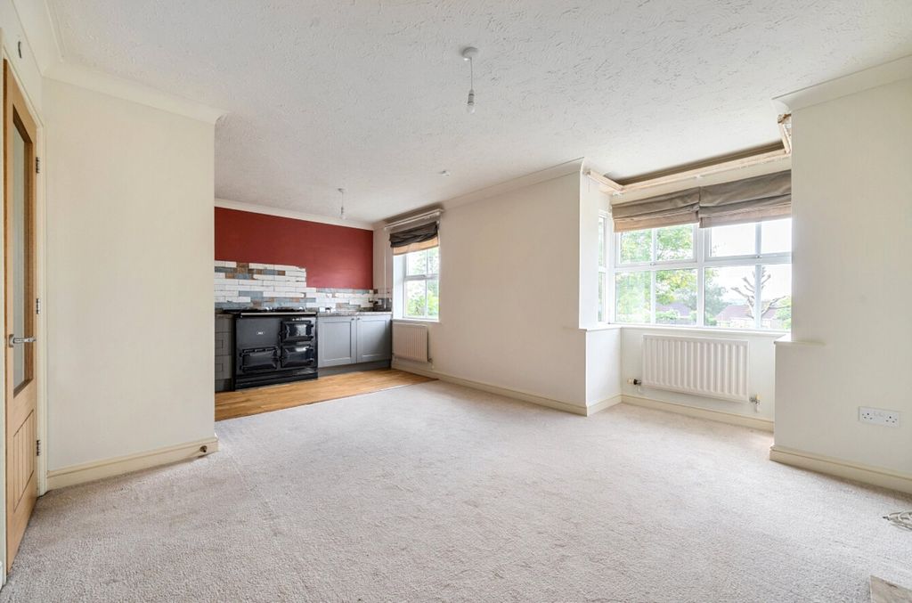 Property photo 3 of 18 3 - Picture No. 09