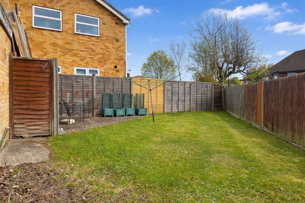 Property photo 2 of 9