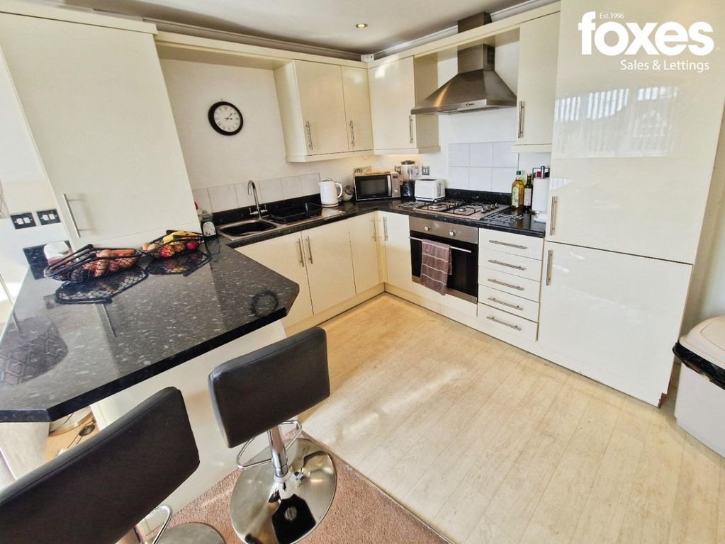 Property photo 3 of 7 4963172