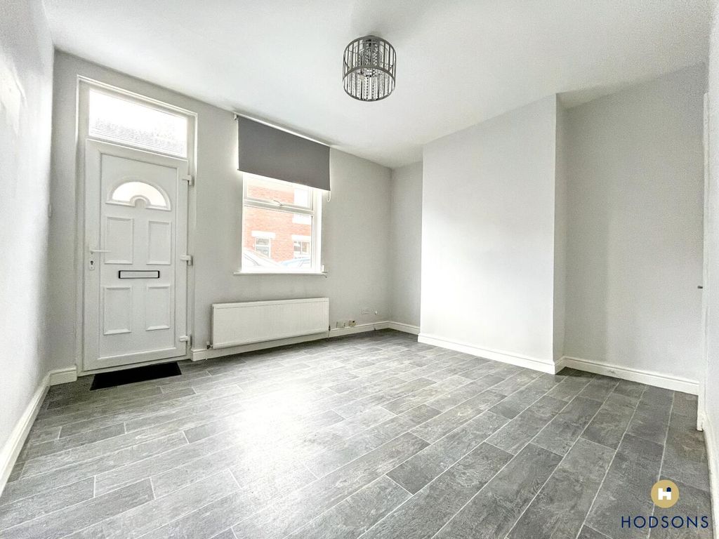 Property photo 2 of 8 Living Room