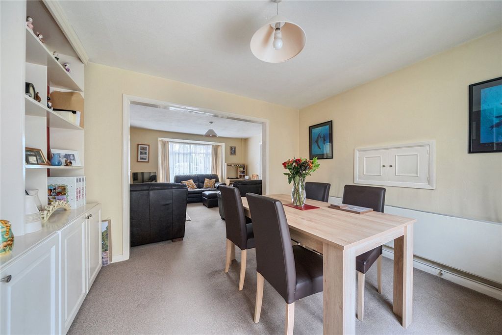 Property photo 3 of 21 Picture No. 19