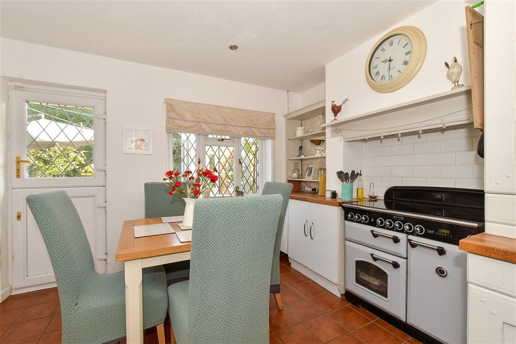 Property photo 3 of 16 Kitchen/Breakfast Room