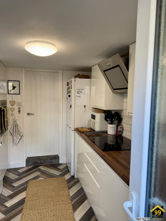 Property photo 3 of 13 Photo 2