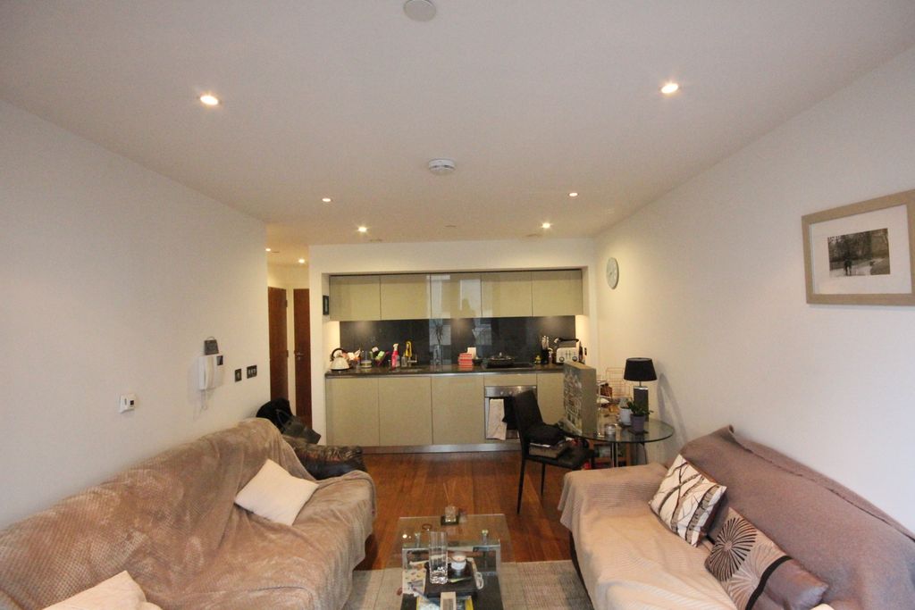 Property photo 2 of 5