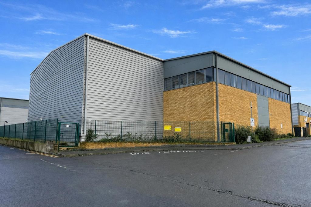 Property photo 1 of 4 19Dae01F-8A0A-40Aa-Aafa-Cafc78031809.Png