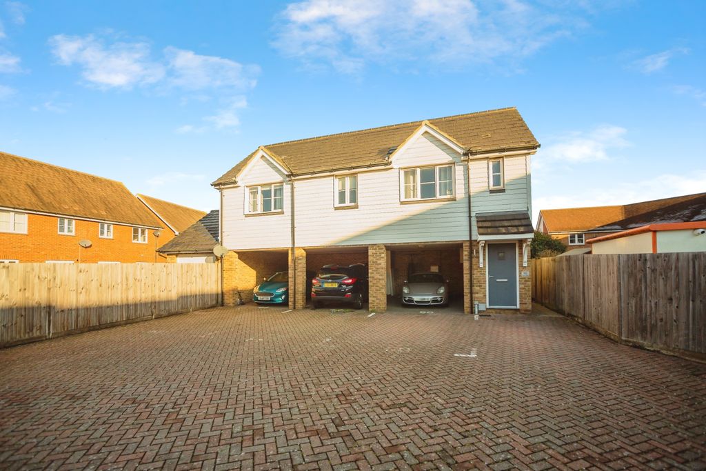 Property photo 1 of 13 Front View