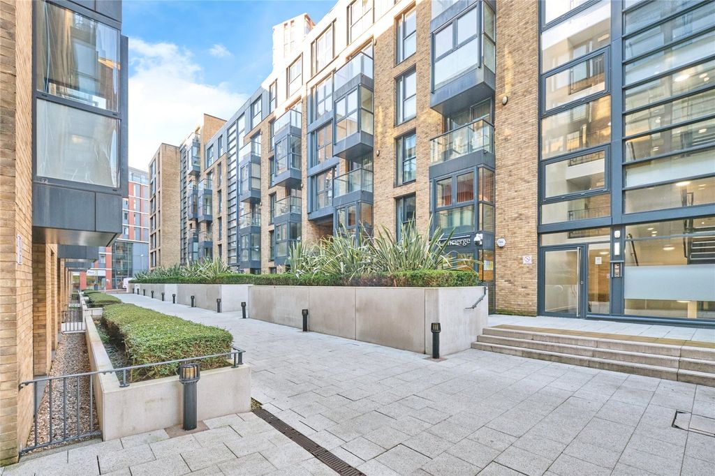 Property photo 1 of 16 Picture No. 18