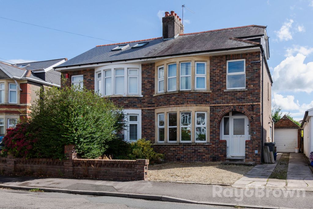 Property photo 1 of 44