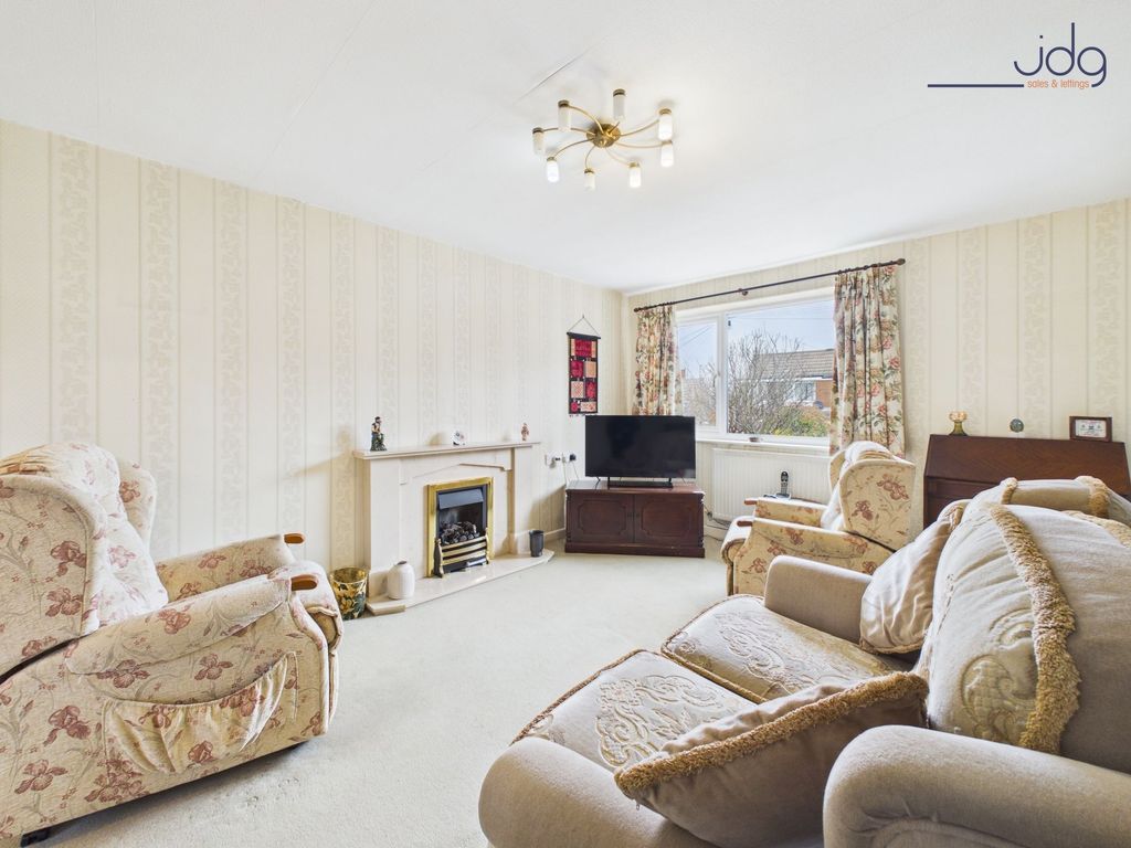 Property photo 3 of 15 Cosy Lounge