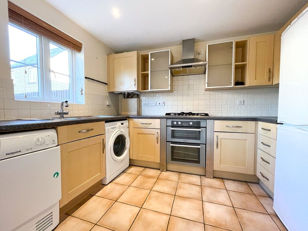 Property photo 2 of 15 Kitchen