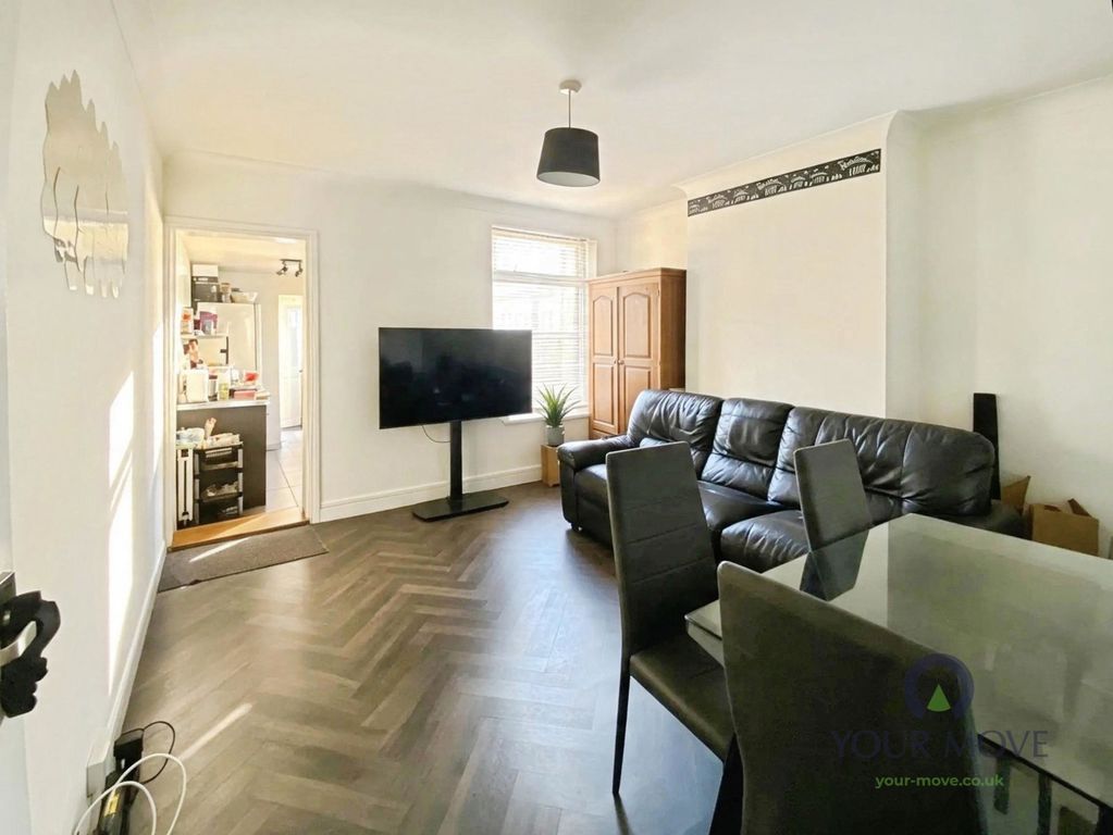 Property photo 3 of 9 Pbox-Img.Jpg