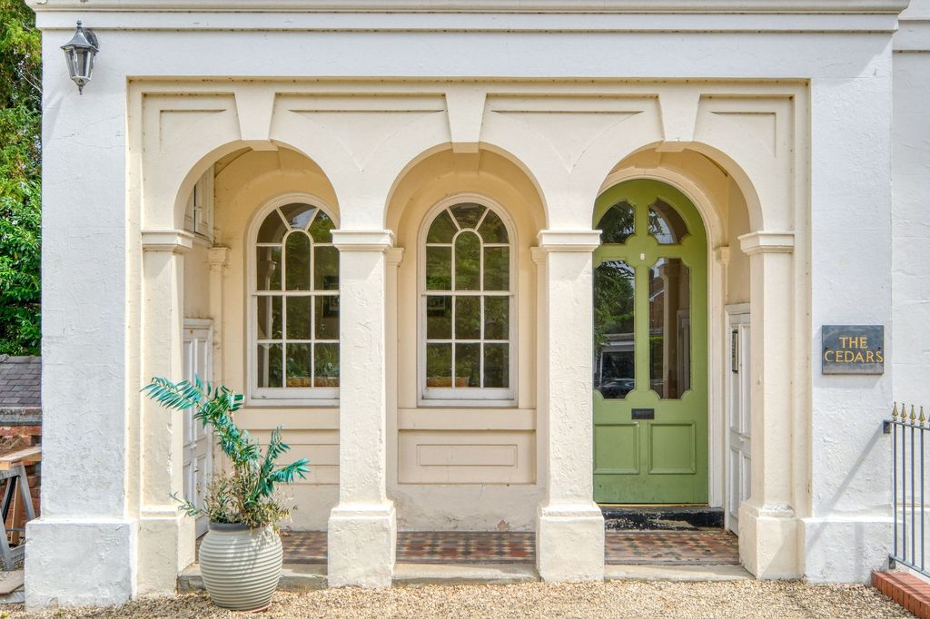 Property photo 1 of 16