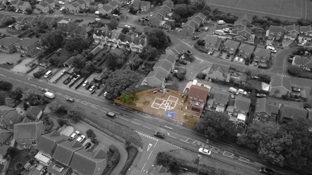 Property photo 1 of 19