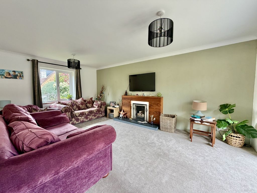 Property photo 2 of 19