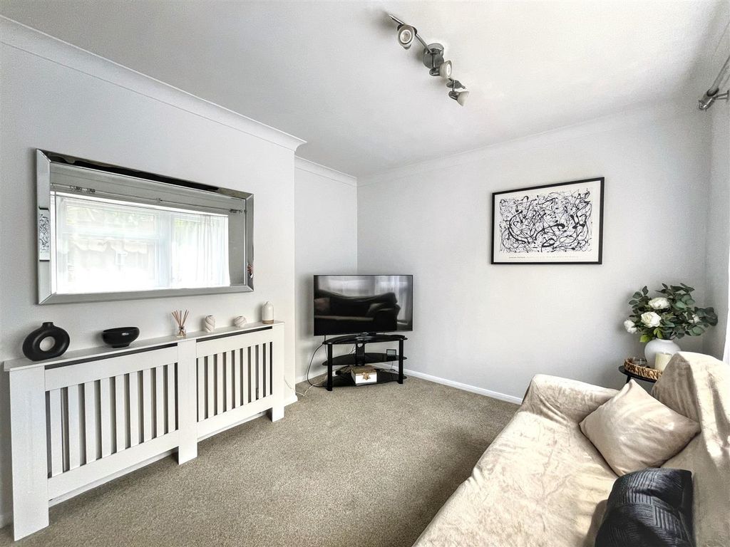 Property photo 3 of 10 Img_6448.Jpg