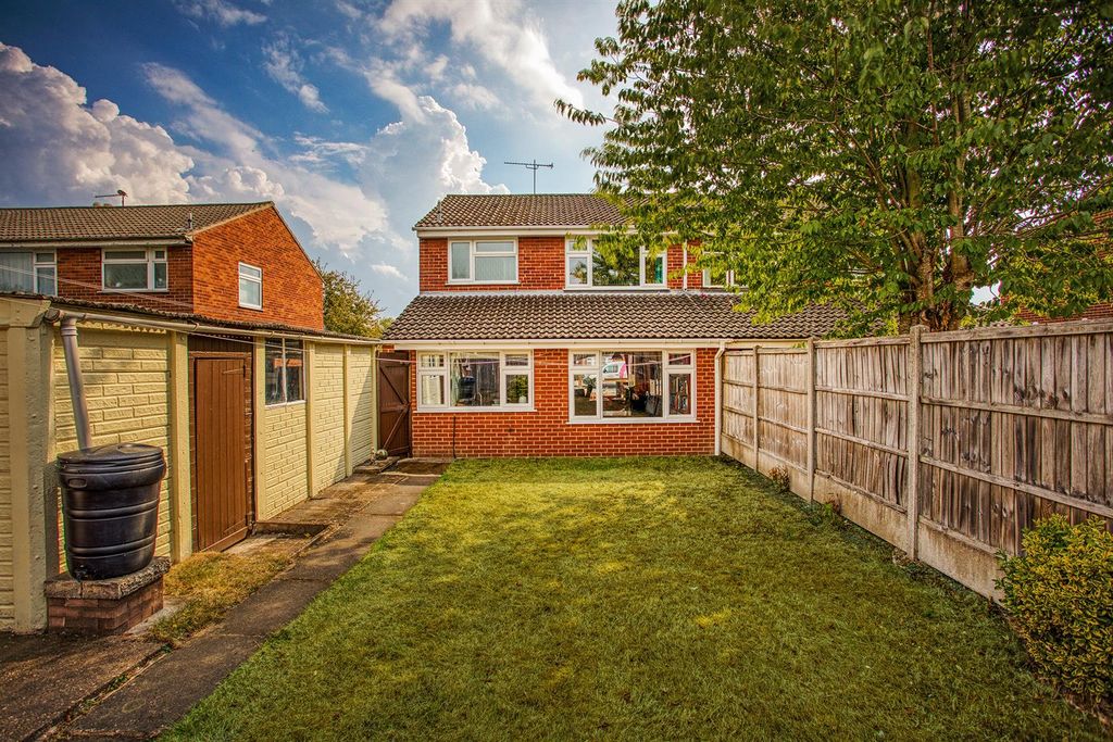 Property photo 2 of 14