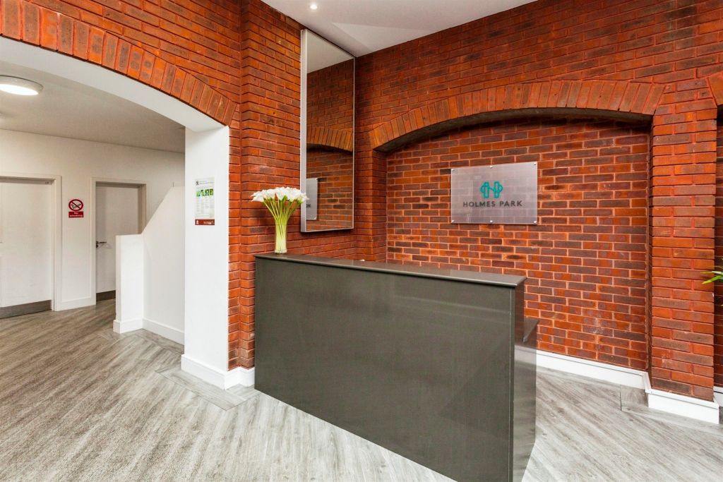 Property photo 2 of 9 Image