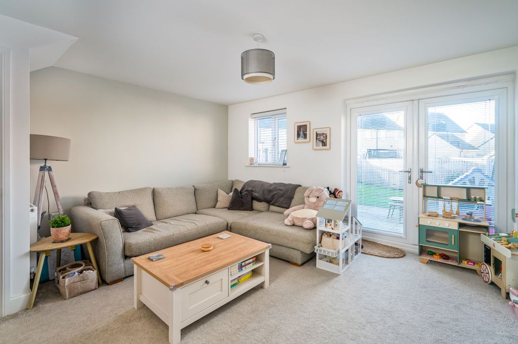 Property photo 3 of 20