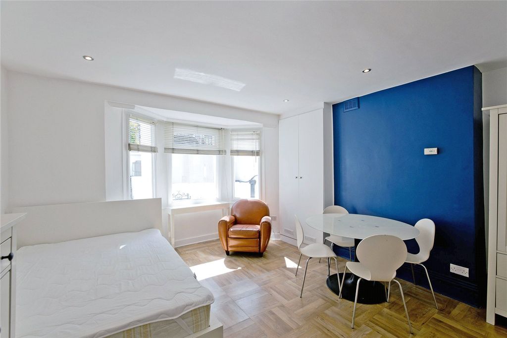 Property photo 1 of 12 Picture No. 10