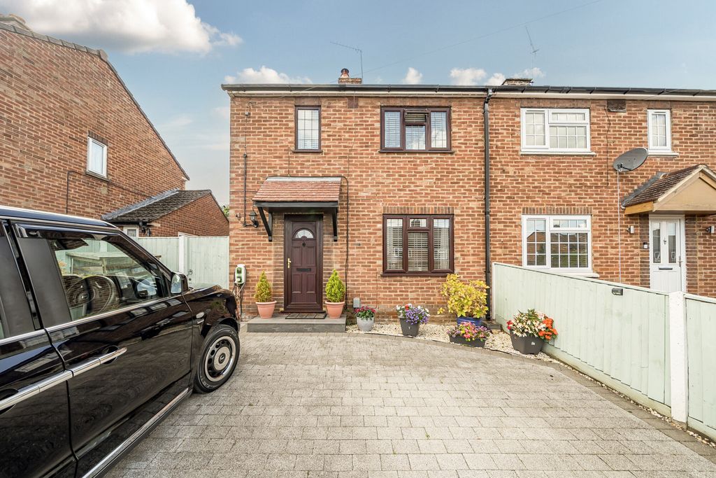 Property photo 1 of 16 1357418-1-68d5319...