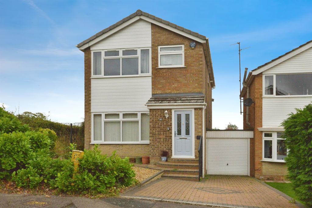 Property photo 1 of 17
