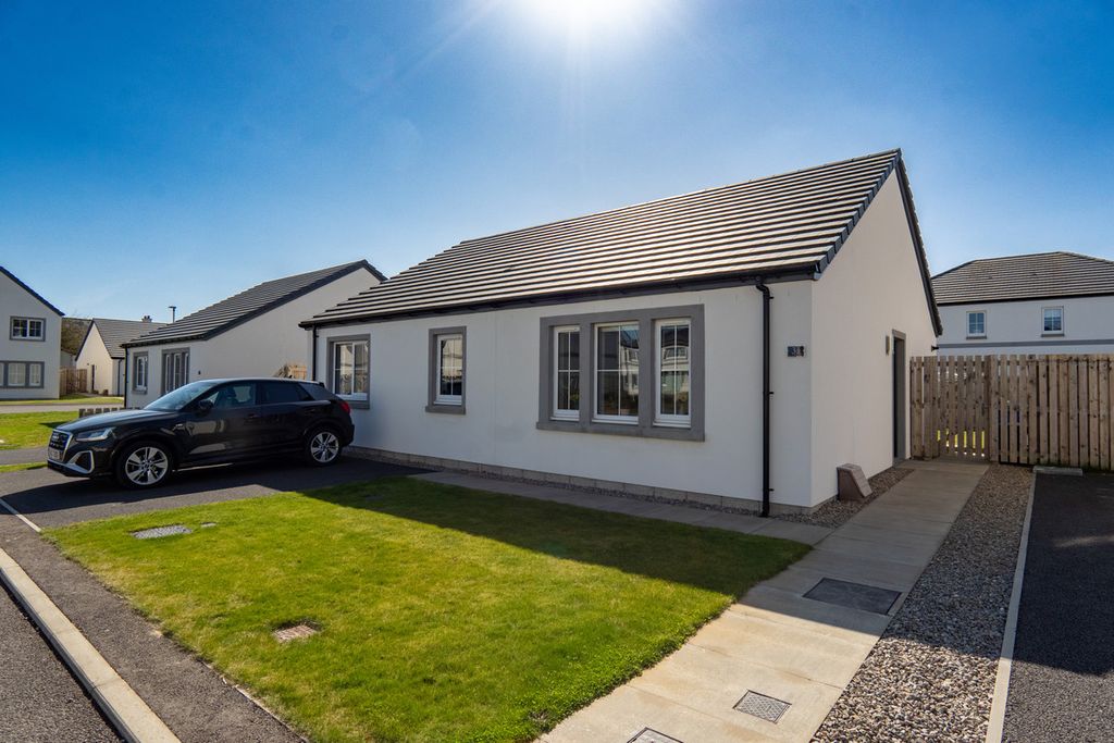 Property photo 1 of 27