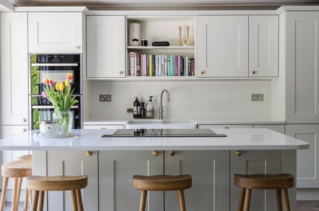 Property photo 3 of 21 1466540-19-6A1015...