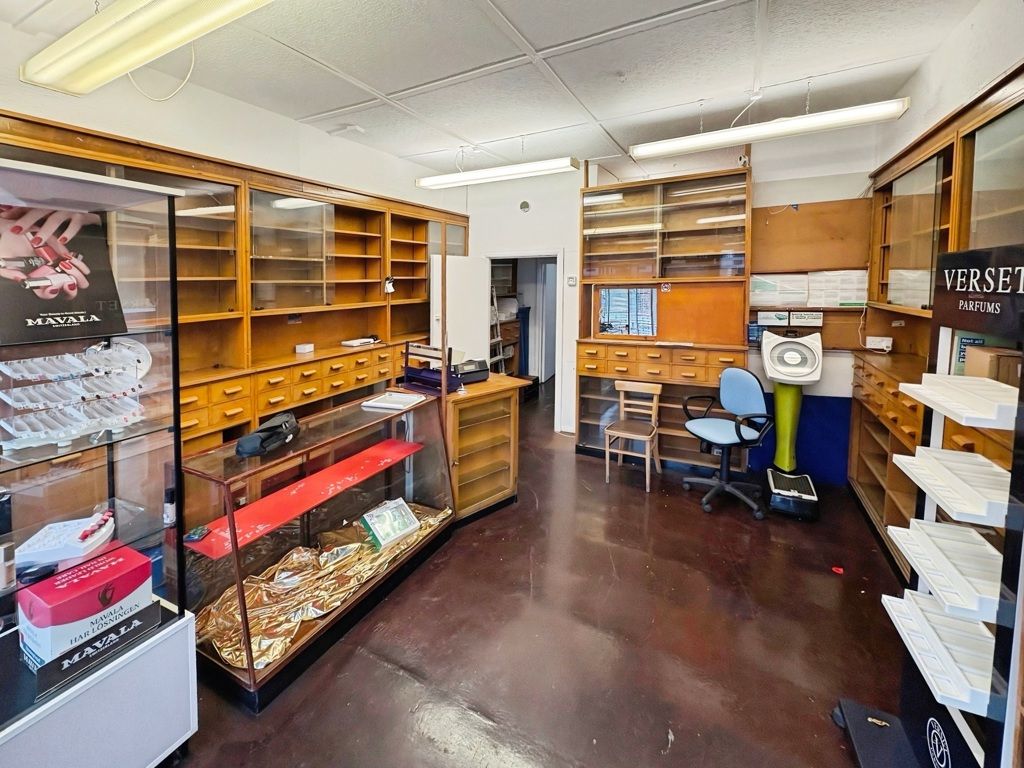 Property photo 2 of 9 Photo 2