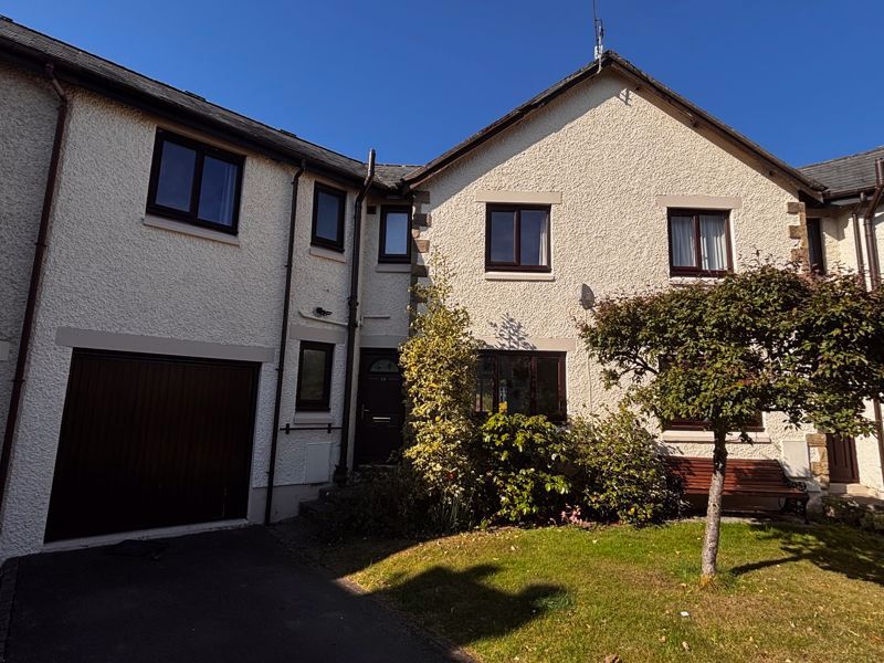 Property photo 1 of 22 14 Rawthey Gardens