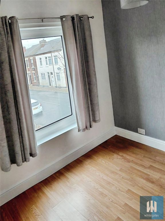 Property photo 3 of 9 Picture No. 02