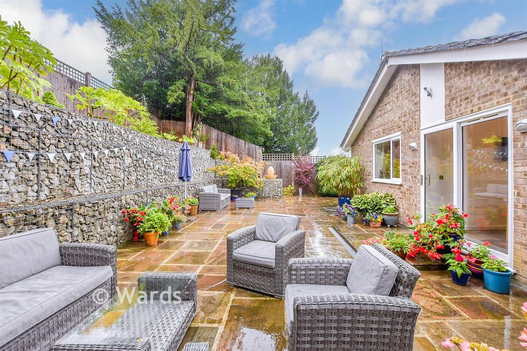 Property photo 2 of 21 Rear Garden