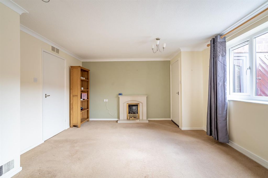 Property photo 3 of 10 Reception Room