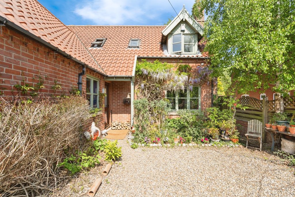 Property photo 1 of 16