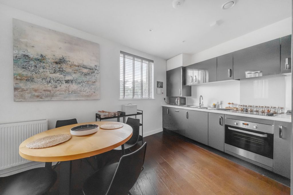 Property photo 2 of 20 Picture No. 08