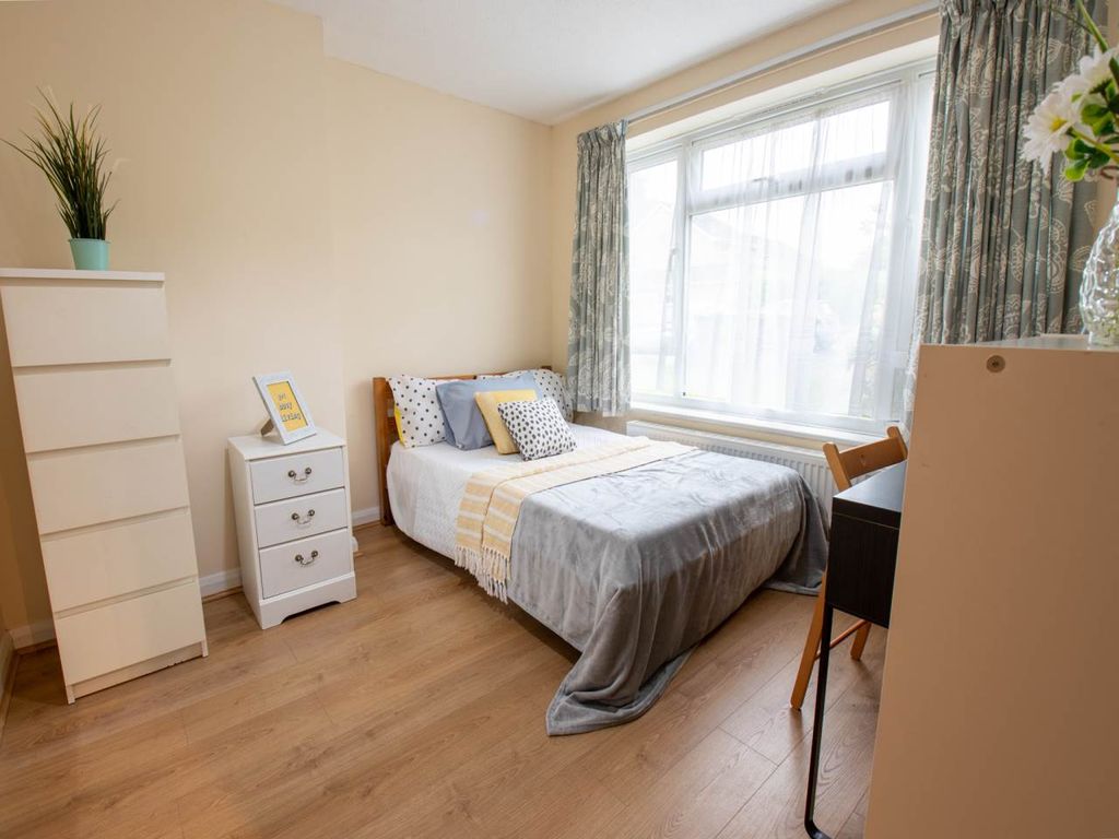 Property photo 2 of 13 Downstairs Bedroom