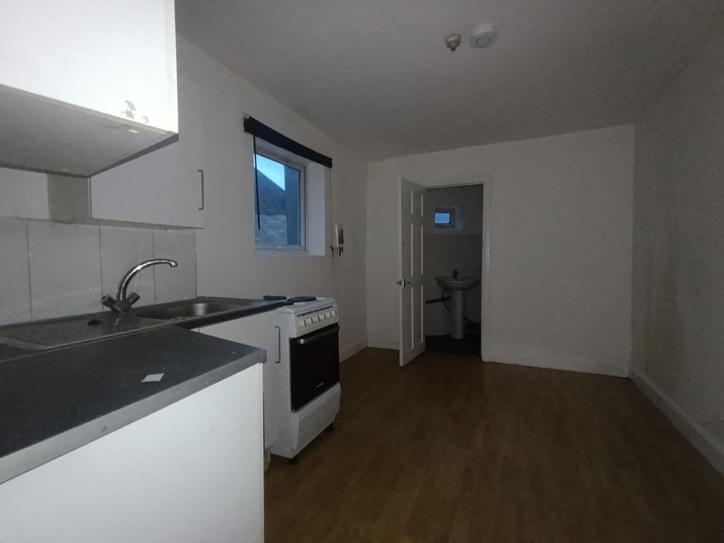 Property photo 3 of 3