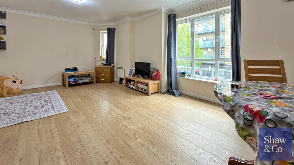 Property photo 2 of 8 Living.Jpeg