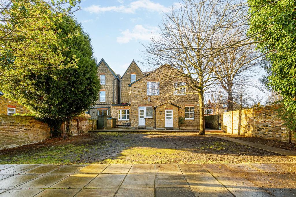 Property photo 1 of 15 F2, 20 Hanger-9.Jpg