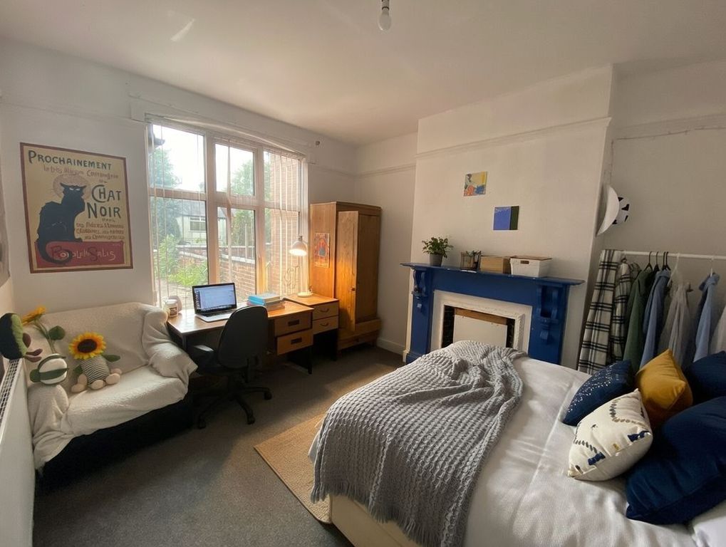 Property photo 1 of 8 Photo 15