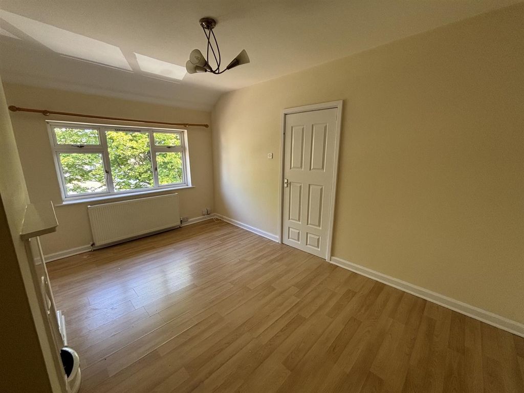 Property photo 2 of 7 2.Jpg
