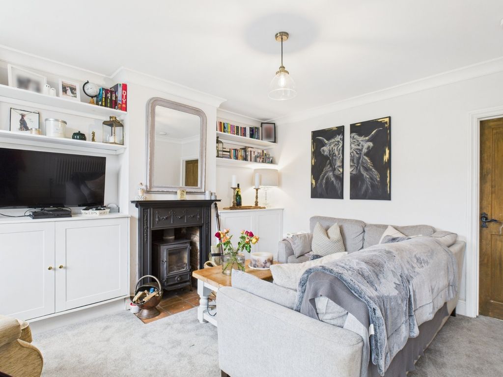 Property photo 2 of 17 Sitting Room