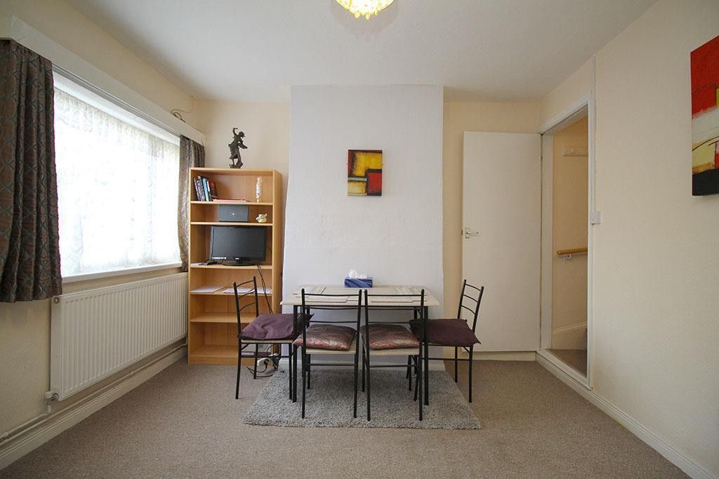 Property photo 2 of 20 Dining Room