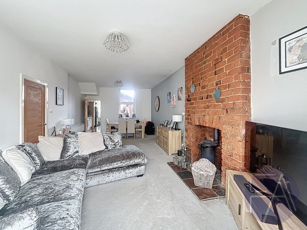 Property photo 3 of 24 4496483